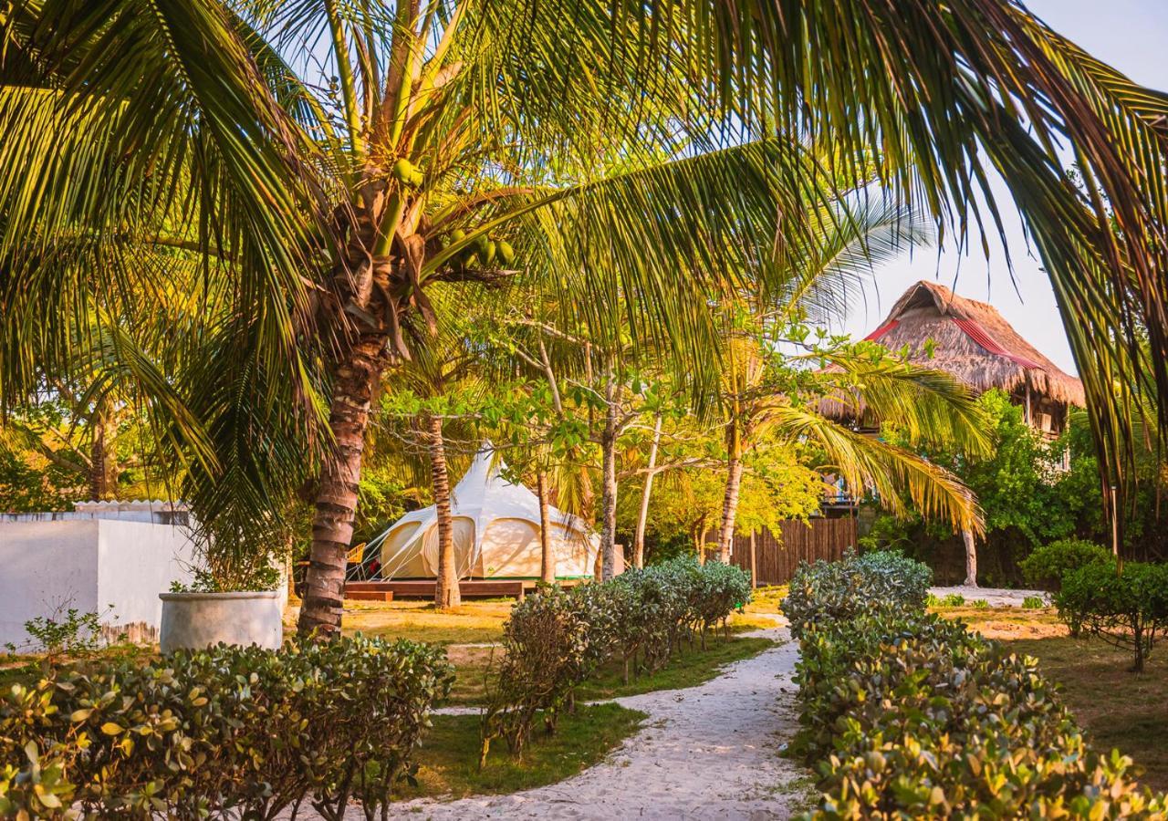 Marine Beach Club & Hotel By Tequendama Tierra Bomba Esterno foto